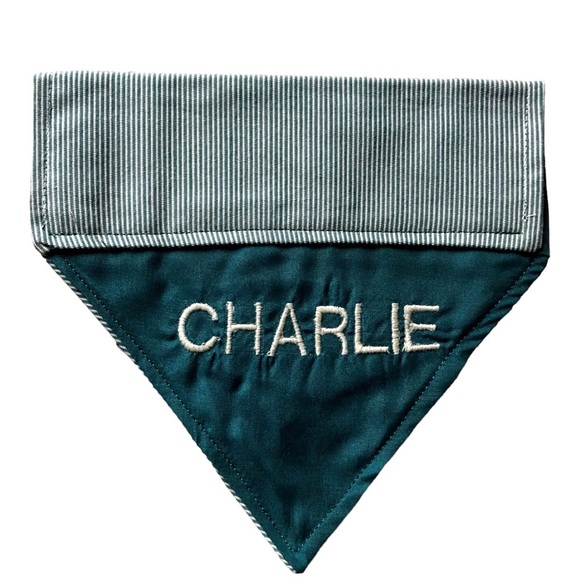 HANDMADE DOG BANDANA PERSONALIZED EMBROIDERED CHARLIE REVERSIBLE SLIP ON COLLAR - Picture 2 of 10